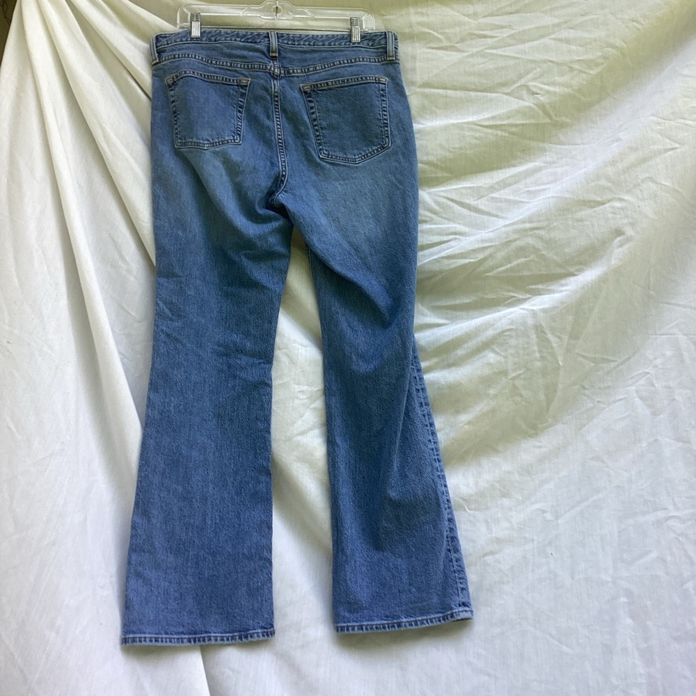 GAP Blue Boot Cut Jeans Classic Style, size 14 - Picture 7 of 7